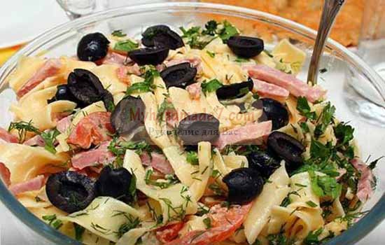 Итальянский салат с макаронами: популярные варианты с фото