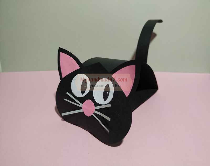 поделка из цветной бумаги Черный котик