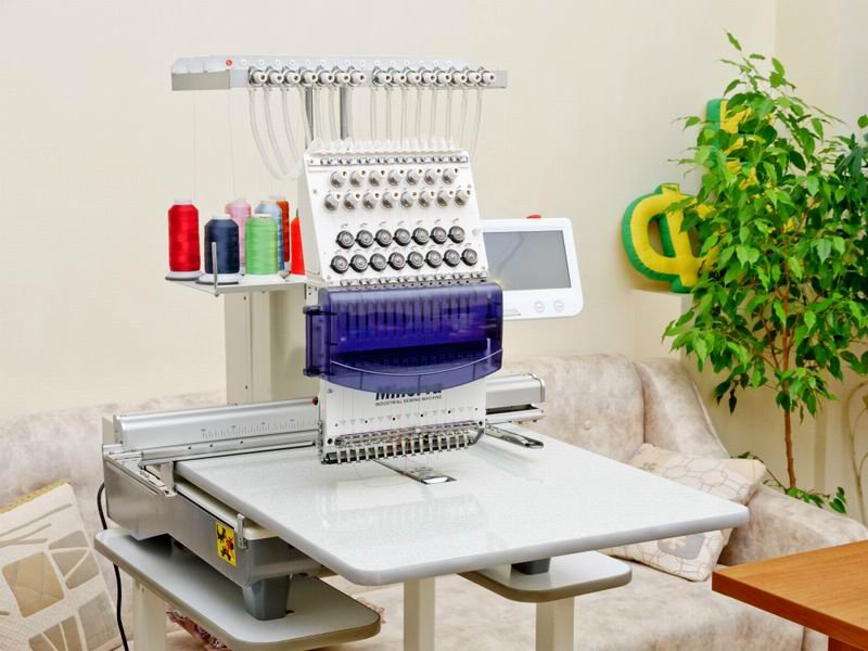 Создать профессиональную вышивку легко: вышивальные промышленные машины.