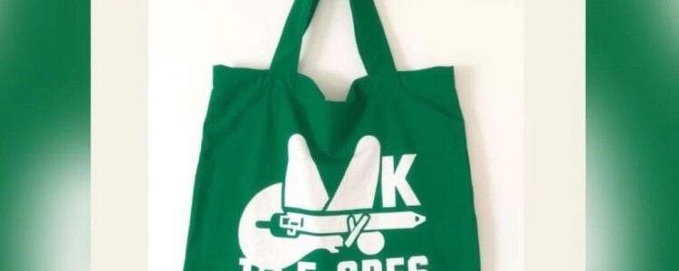 Turn a tired tee into a stylish tote: a practical upcycling guide