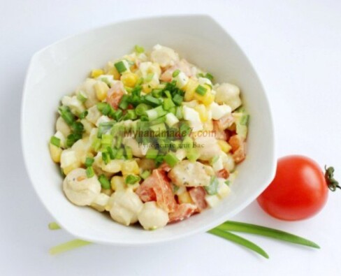 Новогодний салат с грибами: лучшие рецепты с фото