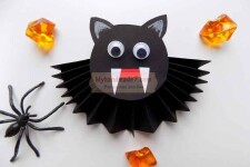 Детские поделки на Хеллоуин. Летучая мышь из бумаги. Пошаговый мастер-класс с фото