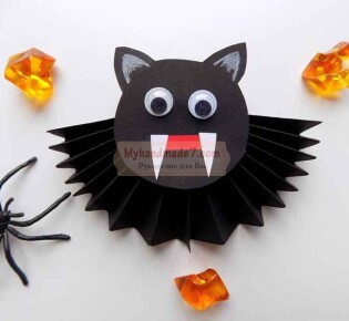 Детские поделки на Хеллоуин. Летучая мышь из бумаги. Пошаговый мастер-класс с фото