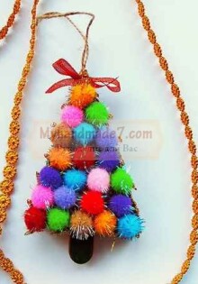 Елочка из помпонов – новогоднее украшение своими руками. Пошаговый мастер-класс с фото